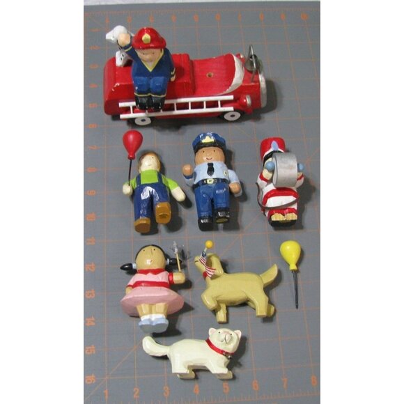 Wooden Firetruck Parade Set with Characters & Animals Montessori - Picture 3 of 9